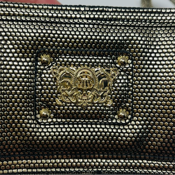 Juicy Couture Gold Wristlet Vegan Leather - Picture 5 of 16